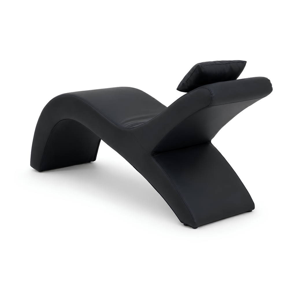 Halo Arc Love Lounge in Black – detail view